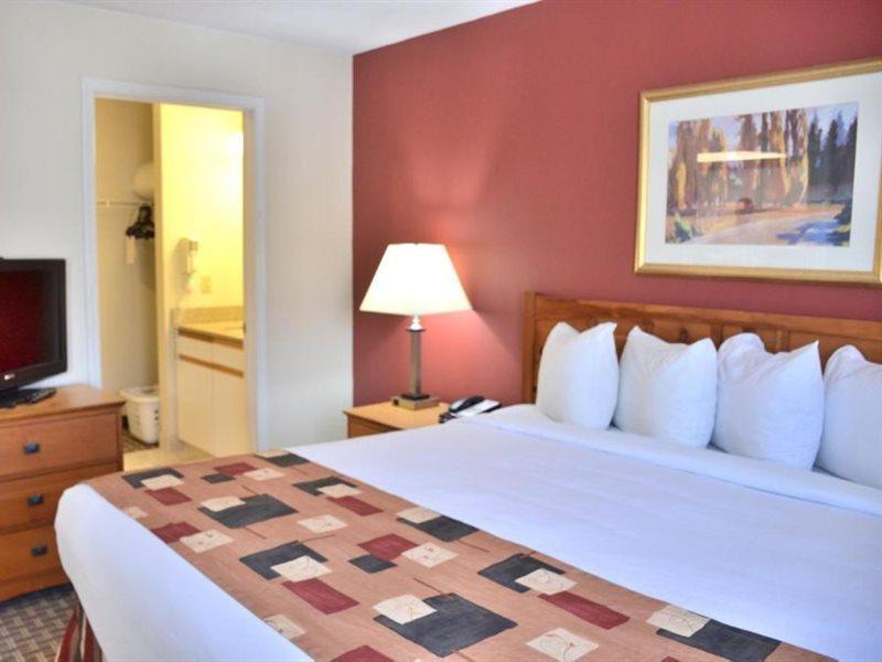 Cresthill Suites Syracuse Восток Сиракьюс Экстерьер фото