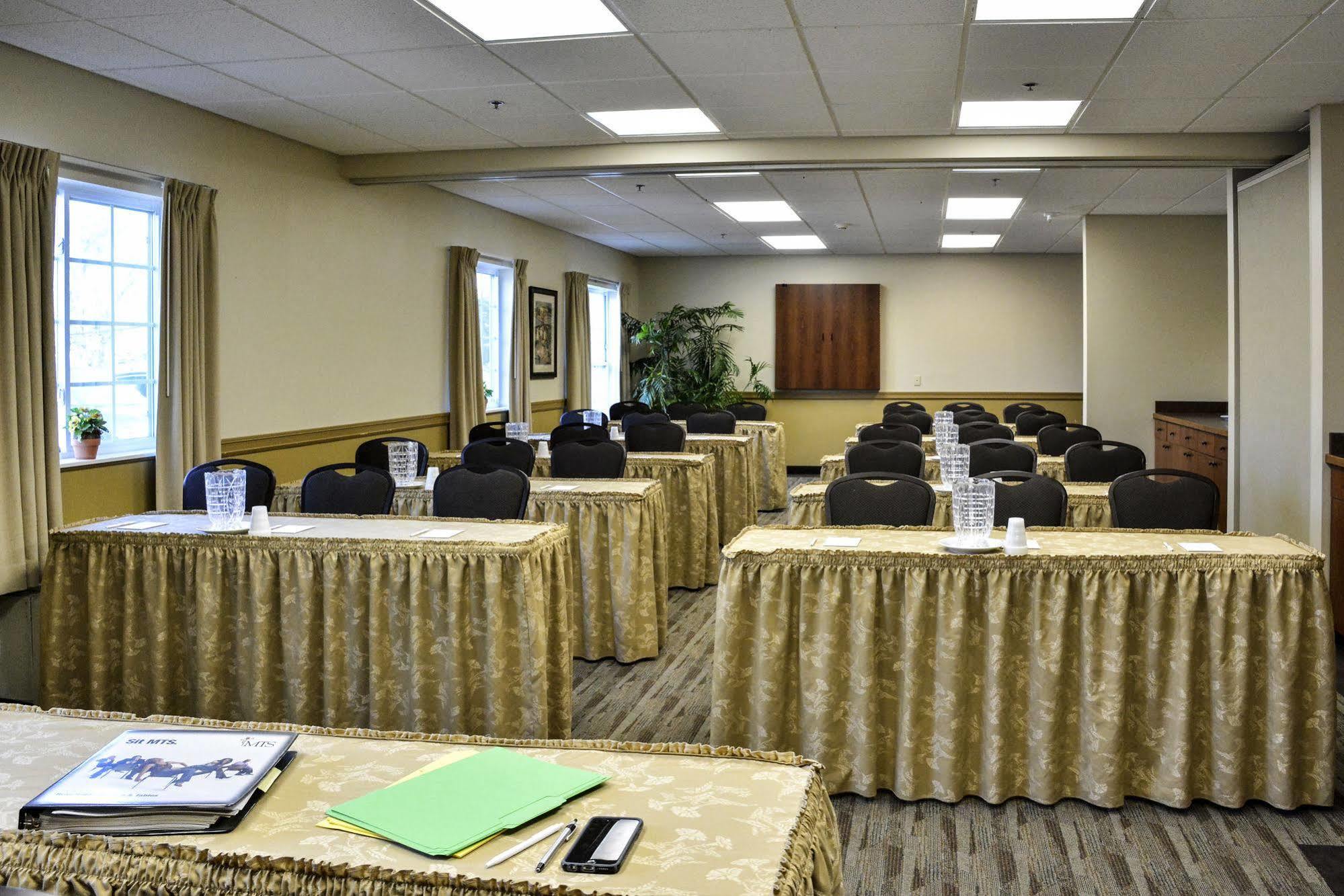 Cresthill Suites Syracuse Восток Сиракьюс Экстерьер фото